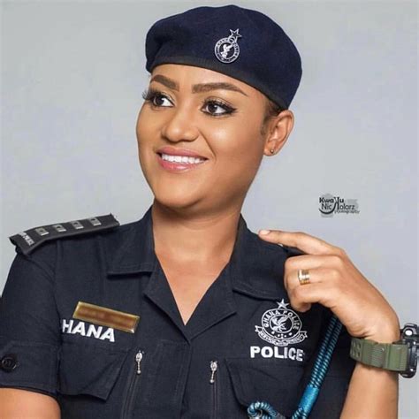 Photo Ghanaians Go Crazy Over Beautiful Female Cops Picture Says She