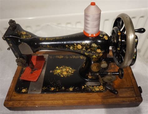 1892 Singer Antique Sewing Machine With Painted Pink And White Roses