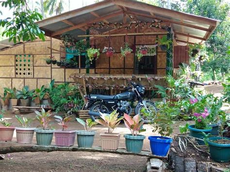 It often serves as an icon of broader filipino culture, or, more specifically, filipino rural culture although there is no strict definition of the bahay kubo and styles of construction vary throughout the philippine archipelago. Pin on Bahay Kubo