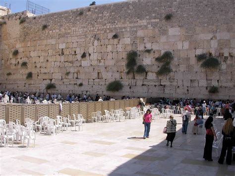 Western Wall Prayers Notice That I Am In The Womens Prayin Flickr