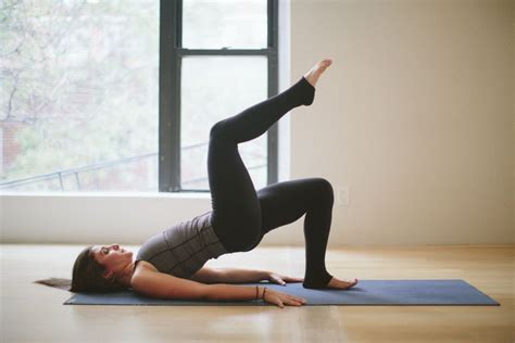 A Toning Pilates Sequence To Stabilize The Lower Body Sonima