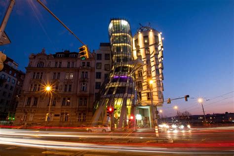 Dancing House Prague A Guide To This Architectural Marvel