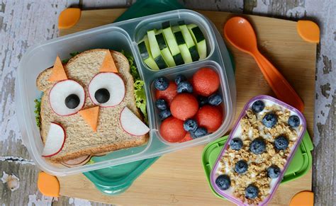 Our Whoos Hungry For An Owl Bento Box Lunch Recipe Natrel Natrel