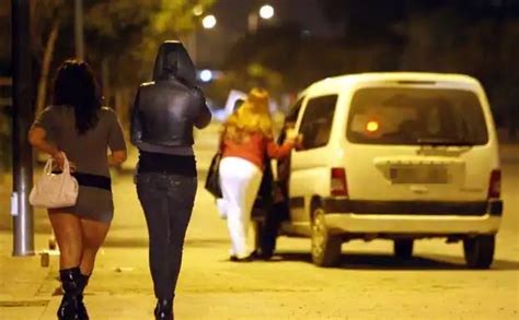 La Prostitución Se Extiende A Pisos En Los Barrios De Málaga Diario Sur