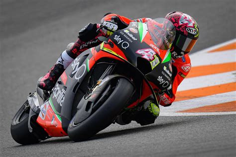 Find all the upcoming races and their dates here, along with results from this year and beyond. motogp-2020-aprilia-rs-gp-2021-riders-3 - BikesRepublic