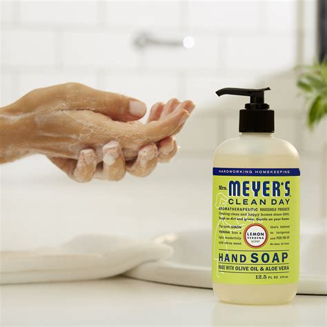 Mrs Meyers Clean Day Hand Soap Basil Scented 125oz 荔枝商城