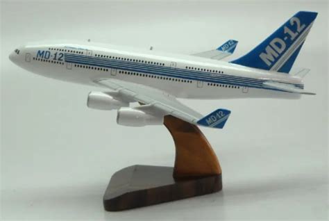 MD MCDONNELL DOUGLAS MD Airplane Desk Wood Model Small New PicClick
