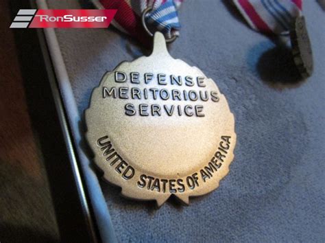 Us Defense Meritorious Service Medals With Presentation Display Box