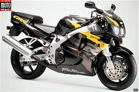 Full of information and illustrations, great manual to have when owning a honda. Honda 900 CBR RR