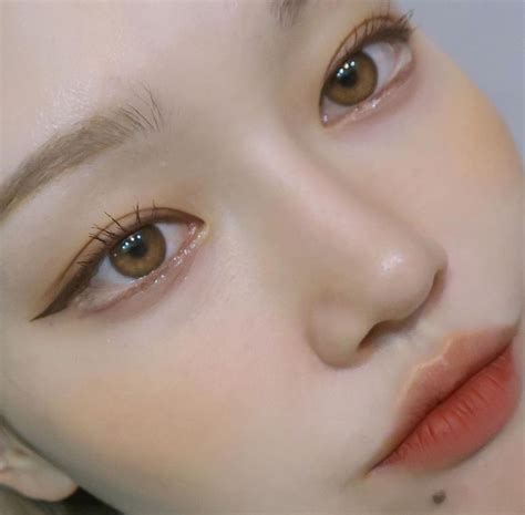 Pin On Korean Style Japanese Style Makeup Look