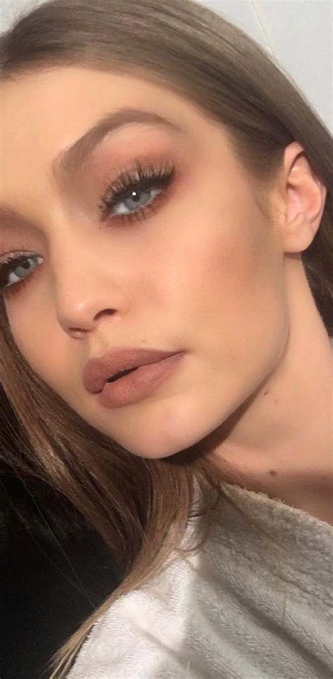 Gigi Hadid Shares Her Genius Trick For Applying Lipstick Gigi Hadid