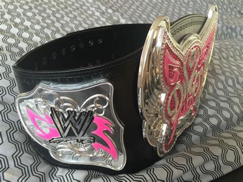 Very Rare Full Sized Adult Commemorative Wwe Divas Championship Belt 1778488666