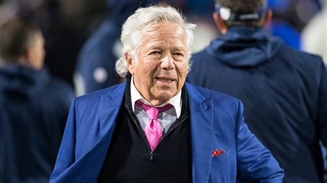Patriots Owner Robert Kraft Charged With Solicitation Of Prostitution Cbc Sports