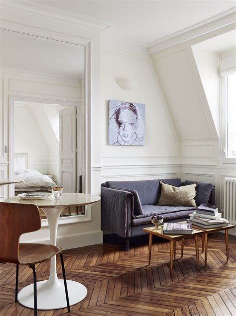 A Small And Stunning Paris Apartment Modern Apartment Living Room