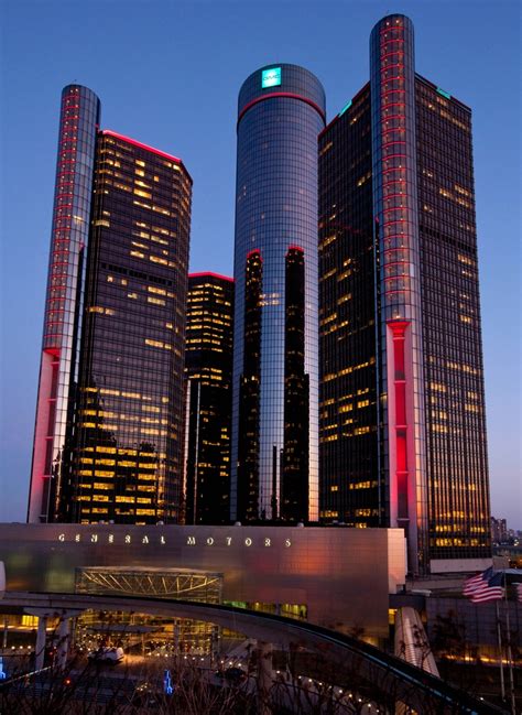 Gm Renaissance Center In Detroit The Symbolic Height Of Americas
