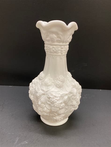 Vintage Imperial Glass Doeskin Milk Glass Vase