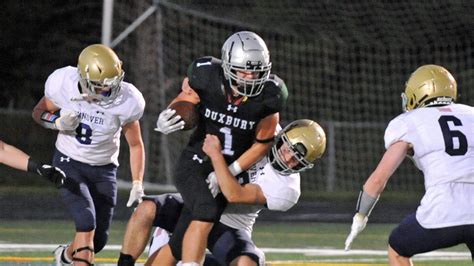 Duxbury football grinds out win over Hanover in 'Landolfi Bowl'