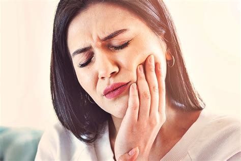 Check spelling or type a new query. Toothache Home Remedies: Things that Really Help | Women's ...