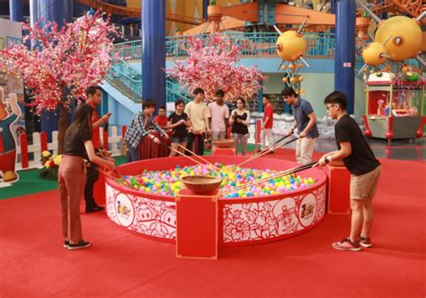 Thrill seekers amongst you can satiate your appetite. Berjaya Times Square Theme Park: Ang Pow Giveaway Event