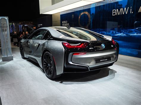 In the dark, the led interior lighting. 2018 Detroit Auto Show: BMW i8 Coupe LCI Facelift