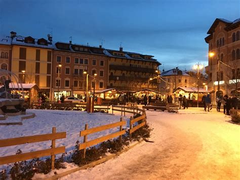 Asiago Christmas Markets An Ageless Tradition Outside This Small Town