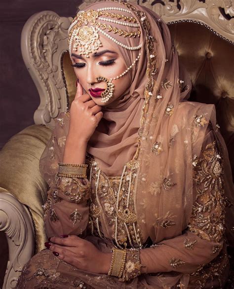 Hijabi Bride Mona Munshi Photography Bridal Hijab Styles Muslim Wedding Dress Hijab Bride