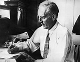Upton Sinclair, Whose Muckraking Changed the Meat Industry - NYTimes.com