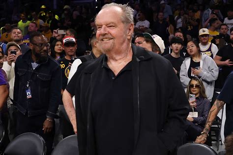 Jack Nicholson Maakt Zijn Derde Publieke Optreden Bij Een Lakers Wedstrijd