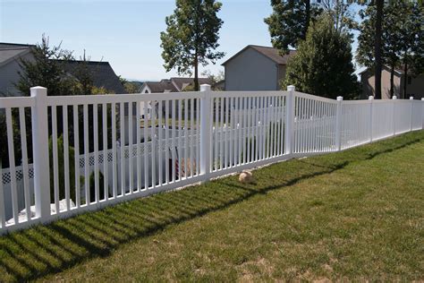 Gardeners.com has been visited by 10k+ users in the past month Vinyl Fence Styles & Colors | How to Find the Right Vinyl ...