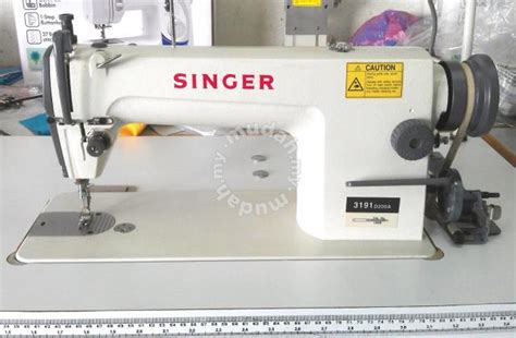 Hal tersebut yang membuat mesin jahit singer menjadi bisa digunakan untuk segala jenis kain. Aku Dan Tulisan: Mesin Jahit Industri Singer