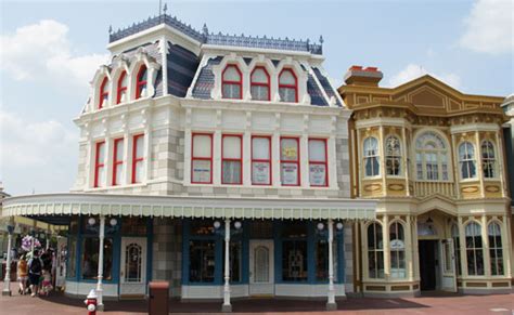 Sparkling New Confectionery Facade Revealed On Main Street At The Magic