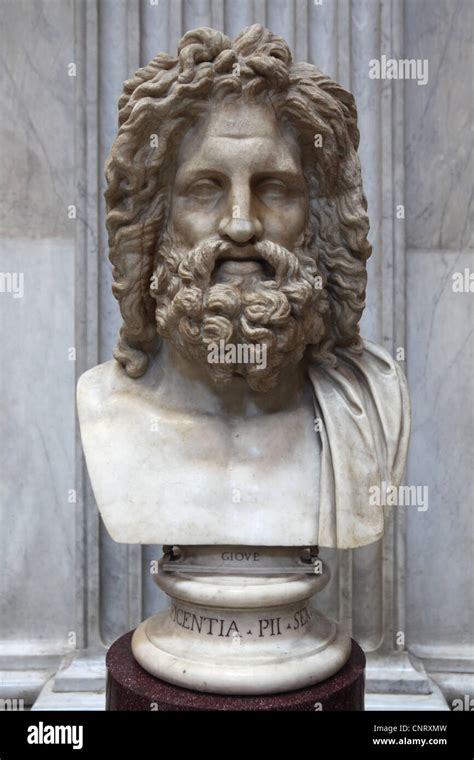 Tête De Zeus à Sala Rotonda Dans Le Museo Pio Clementino Les Musées Du