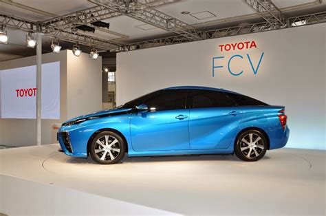 Toyota Apresenta Fuel Cell Vehicle De Série
