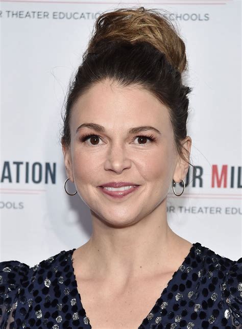Sutton Foster Biography Younger Musicals And Facts Britannica