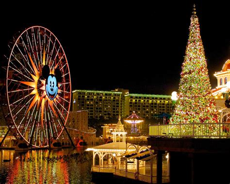 Disney California Adventure At Christmas Time David Caren Flickr