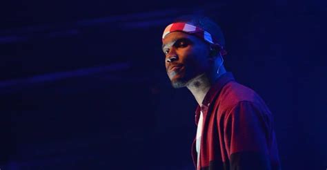 Listen To Frank Oceans Blonded Radio Midterms Pt Ii The Fader