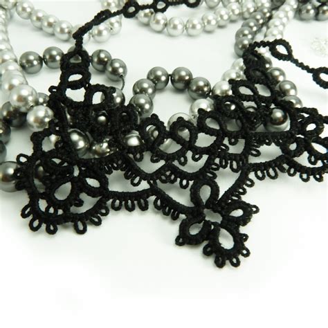 Decoromana Victorian Style Tatted Lace Necklace