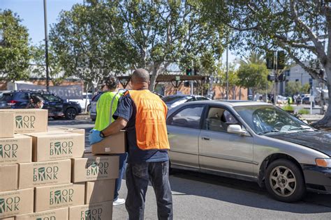 05/25/21 ** please note that information is primarily sourced from the hawaii food bank and distribution site webpages. "Mega" Distribution Helps 2,500 Families During the ...