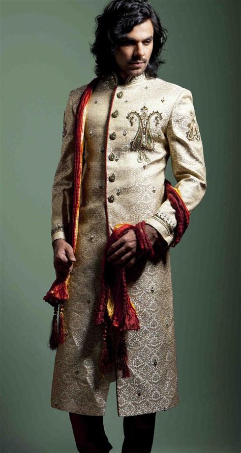 Perhaps the most striking aspect of traditional indian clothing is the many exotic headdresses and accessories which adorn both men and women alike. Traditional Indian Sherwani Designs - Bridal Wear