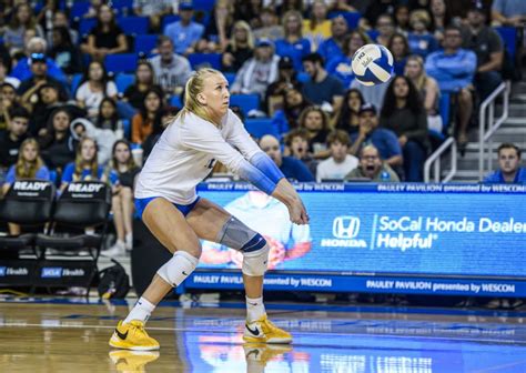 UCLA Womens Volleyball Falls To No 4 Washington State After Four Set