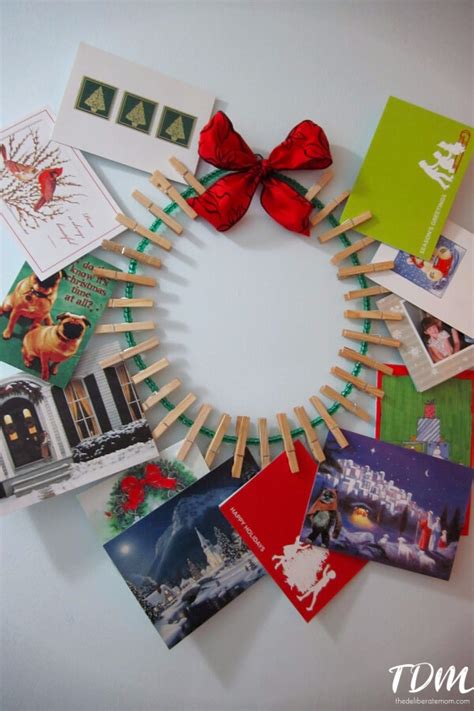 A Nifty Way To Display Christmas Cards