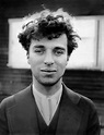 File:Charlie Chaplin circa 1916.jpg - Wikipedia