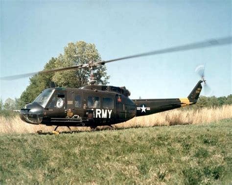 Bell Uh 1 Iroquois Vietnam War Fandom Powered By Wikia