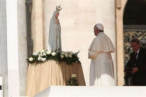 Pope Francis Catholic Shrines To Offer Rosary For Marys Help During