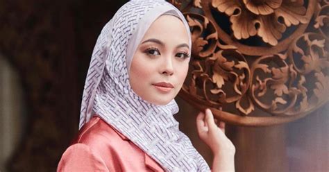 When vivy was 7 years old, she would make bracelets behind her desk while everyone else was paying attention to the teacher in class. Netizen Lancar Petisyen Vivy Yusof Letak Jawatan Ahli ...