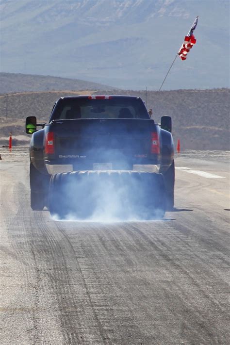 Green Means Go Drag Racing Delivers In Speed Spectators Stgnews Photo Gallery Video St