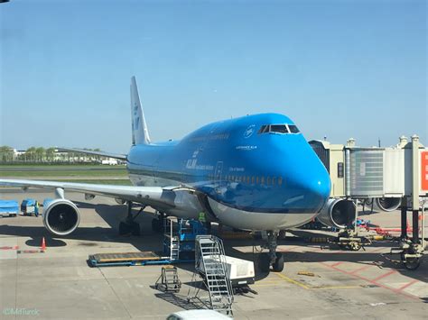 Royal aviation company, inc.), is the flag carrier airline of the netherlands. Eerste KLM Airbus A330 Krijgt Nieuwe Livery - InsideFlyer NL