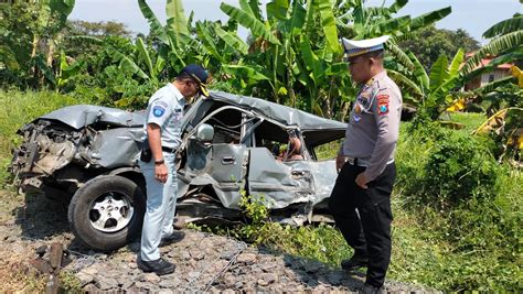 Jasa Raharja Jamin Seluruh Korban Kecelakaan Minibus Yang Tertabrak Ka