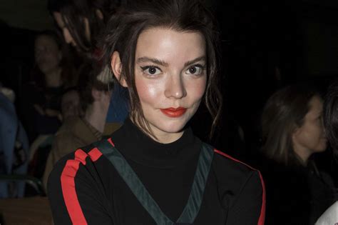 Anya Taylor Joy On Shyamalans Glass Why She Wants To Be A Philly