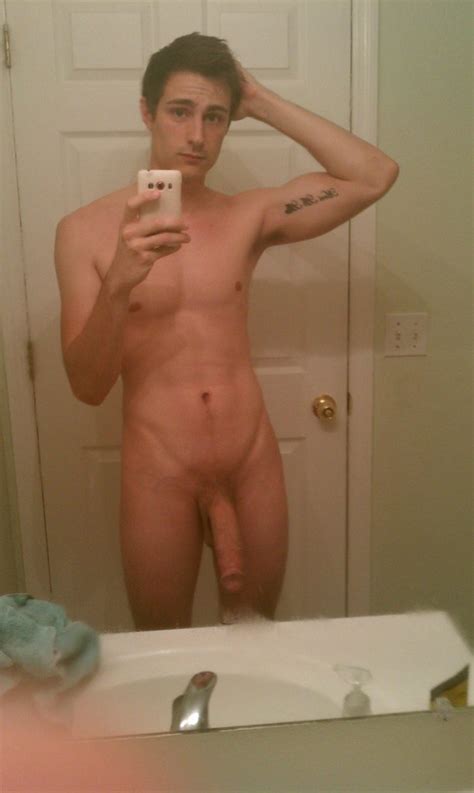 Hot Guys Nude Hangin Dicks